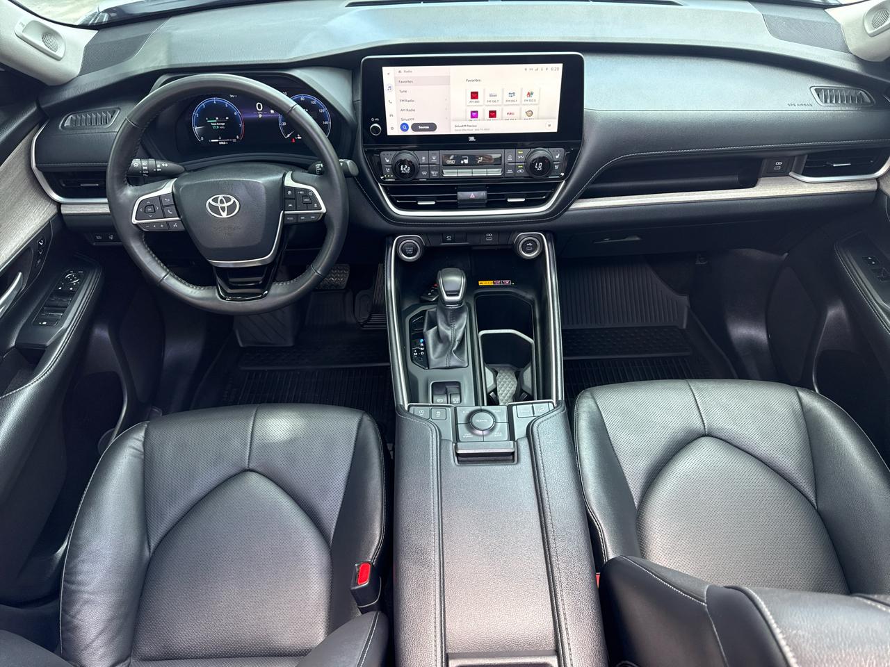 Toyota Grand Highlander Limited AWD 2024