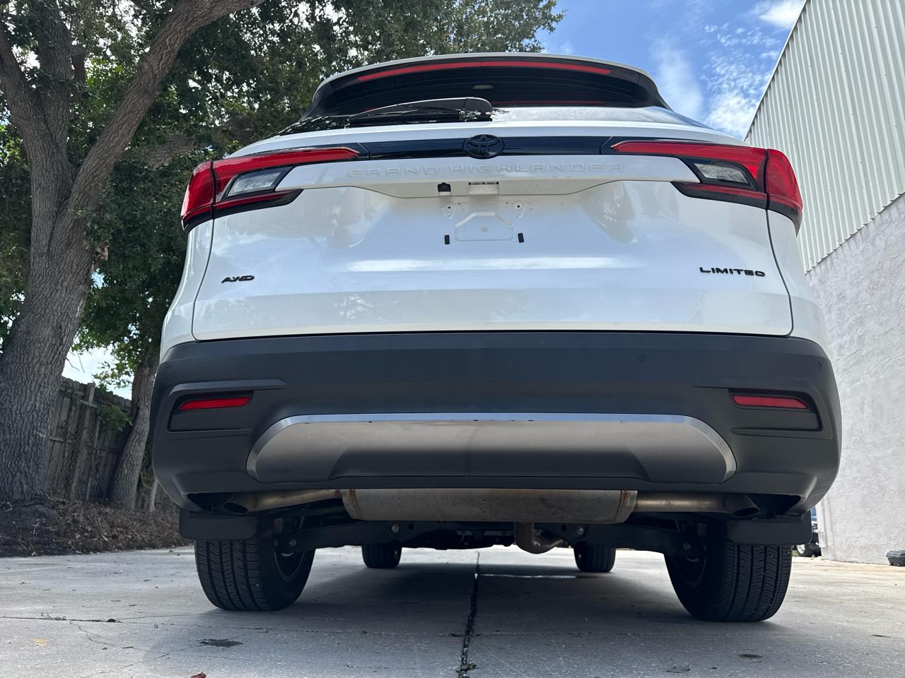 Toyota Grand Highlander Limited AWD 2024