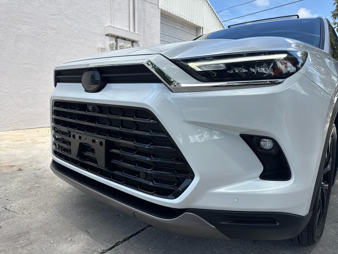 Toyota Grand Highlander Limited AWD 2024