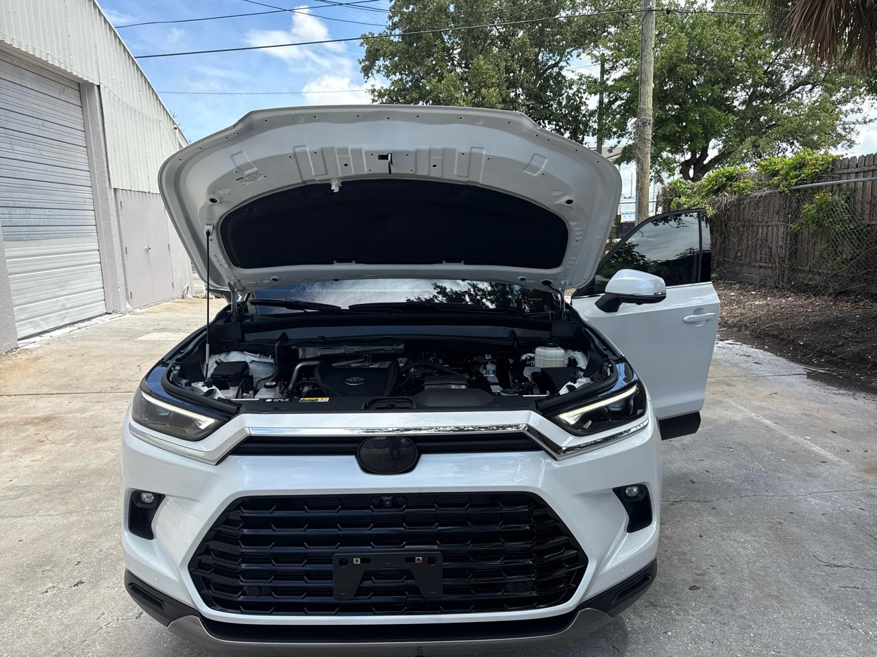 Toyota Grand Highlander Limited AWD 2024