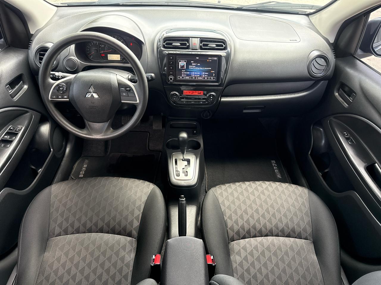 Mitsubishi Mirage ES 2024