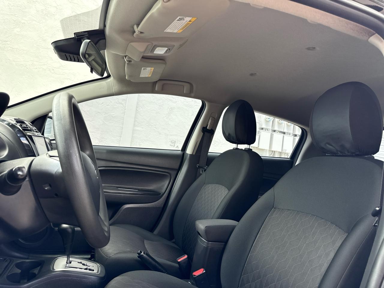 Mitsubishi Mirage ES 2024