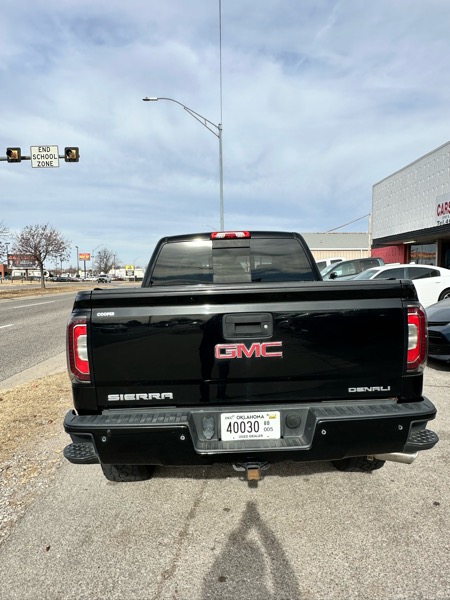 GMC Sierra 1500 Denali Crew Cab Long Box 4WD 2016