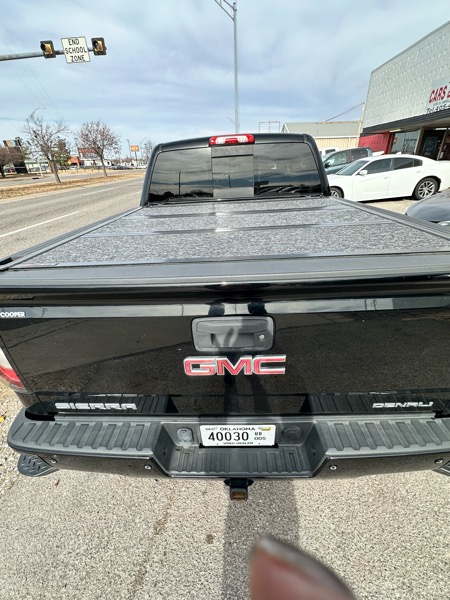 GMC Sierra 1500 Denali Crew Cab Long Box 4WD 2016