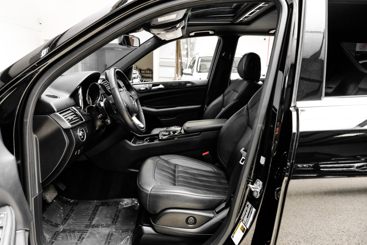 2018 Mercedes Benz GLE 350 4MATIC photo 4