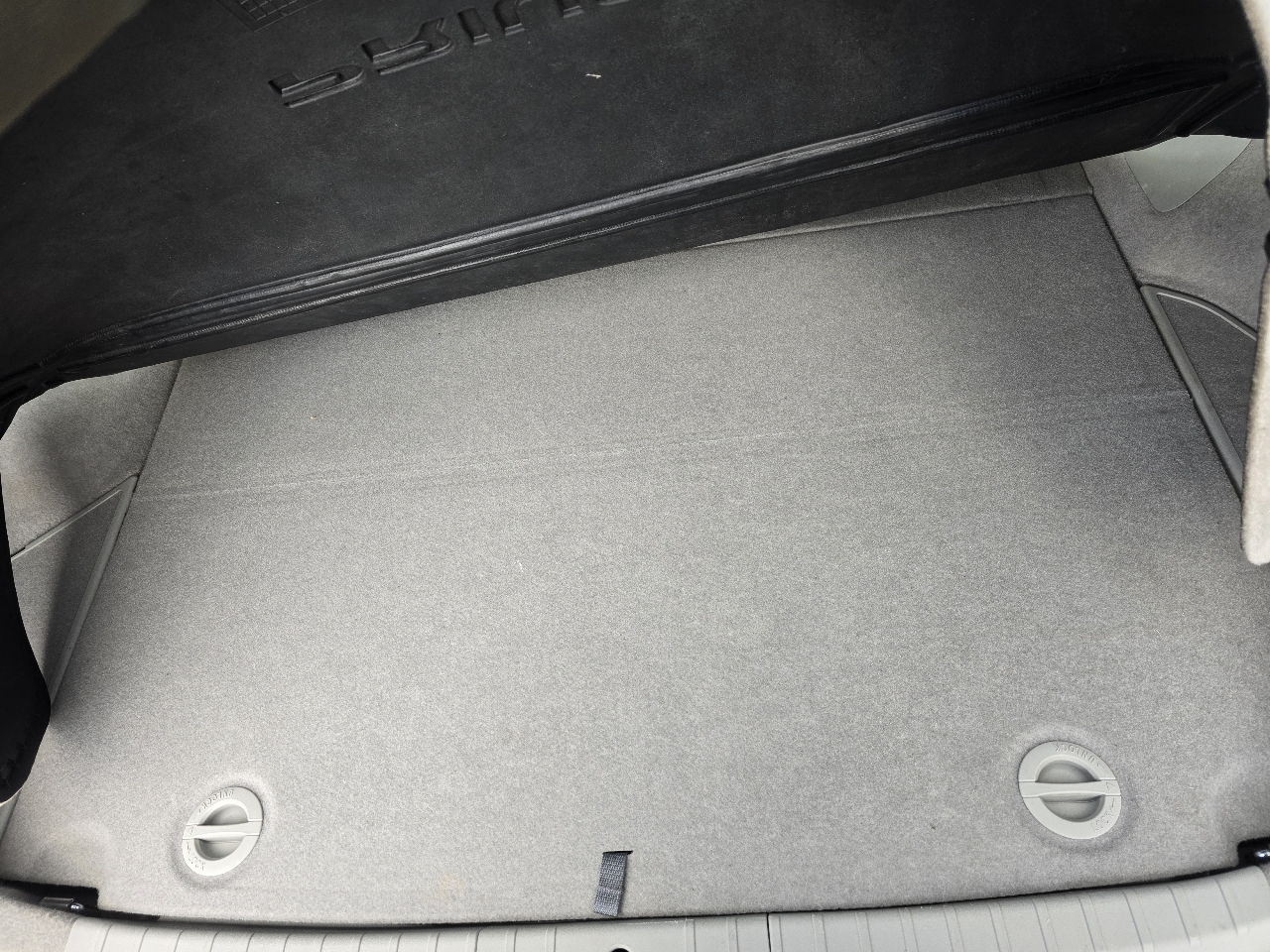 Toyota Prius Four 2012