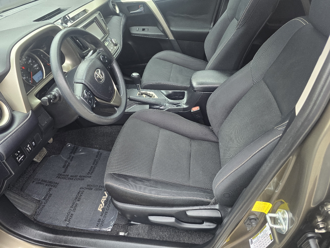 Toyota RAV4 4-Door 2WD 2014