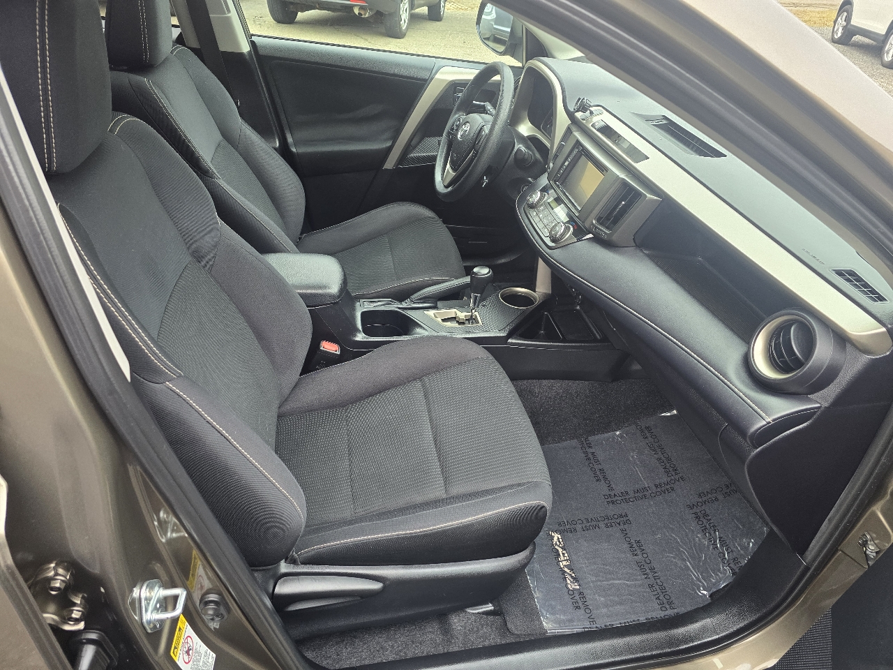 Toyota RAV4 4-Door 2WD 2014