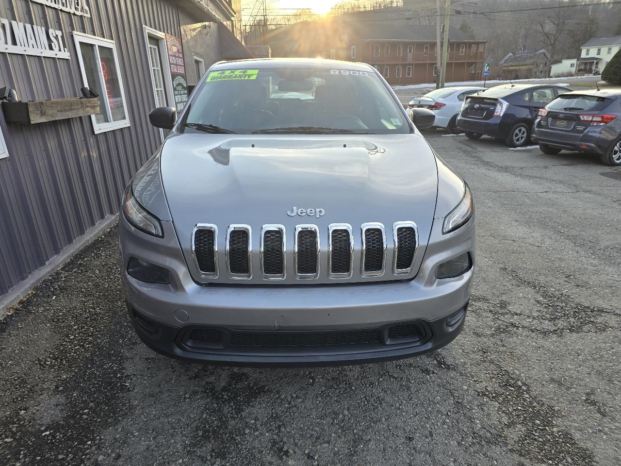 Jeep Cherokee Sport 4WD 2014