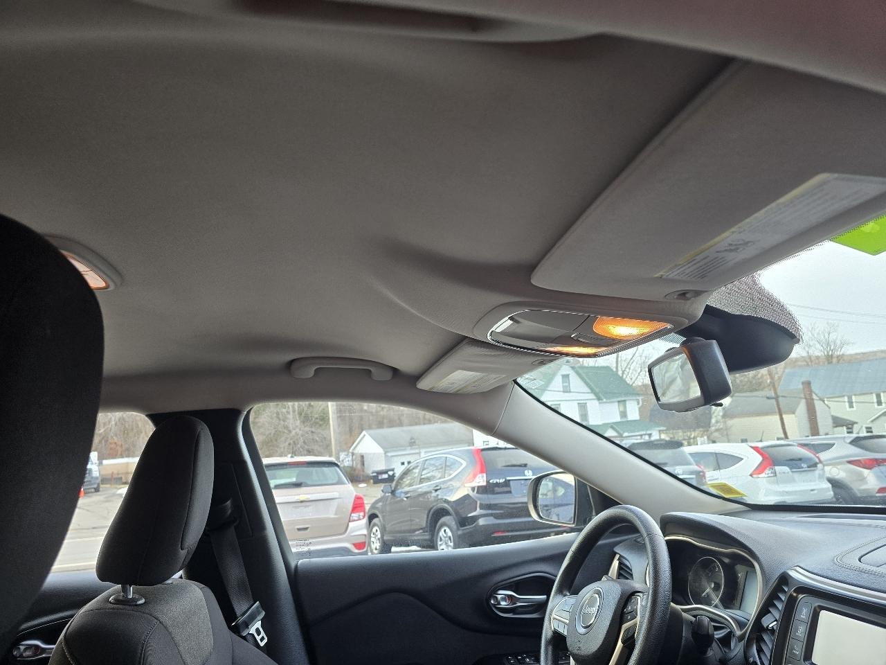 Jeep Cherokee Sport 4WD 2014