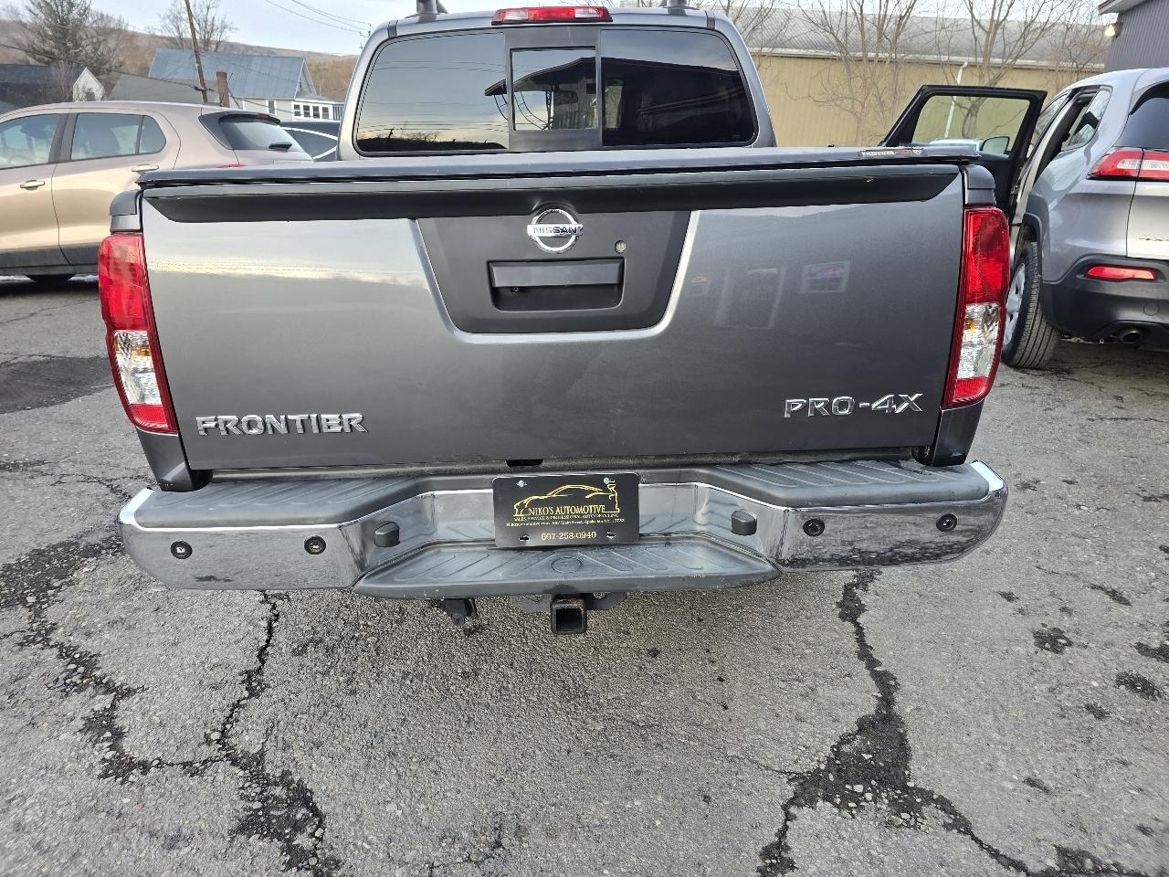 Nissan Frontier 2017.5 Crew Cab 4x4 SL Auto Long Bed 2017