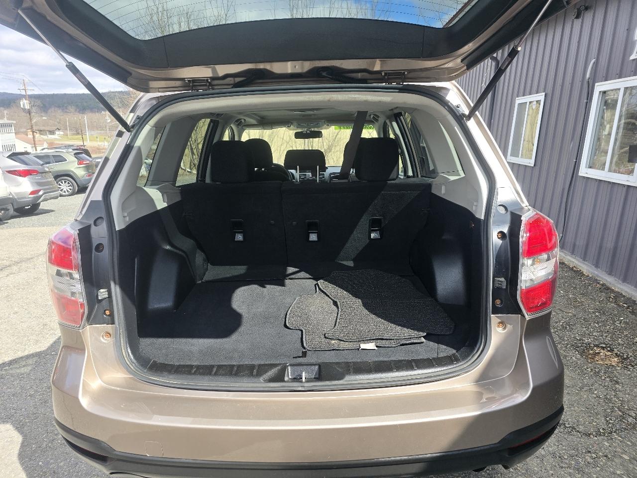 Subaru Forester 2.5i Premium 2015