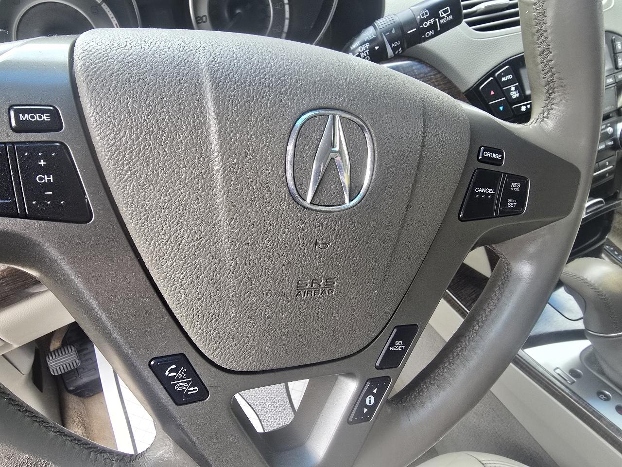 Acura MDX 6-Spd AT w/Tech Package 2012