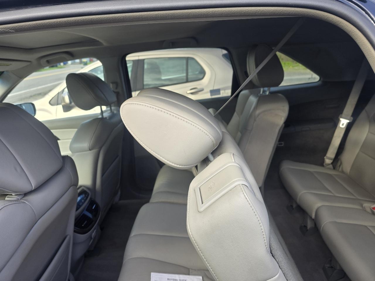 Acura MDX 6-Spd AT w/Tech Package 2012