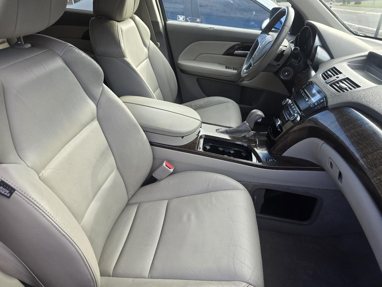 Acura MDX 6-Spd AT w/Tech Package 2012