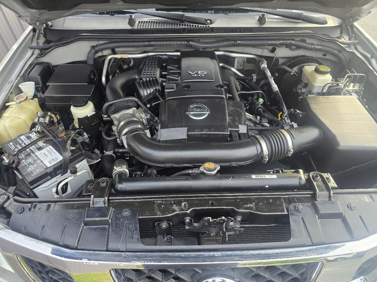 Nissan Frontier 4WD Crew Cab SWB Auto SV 2012