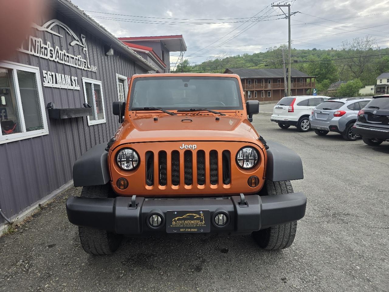 Jeep Wrangler Unlimited 4WD 4dr Sport 2011