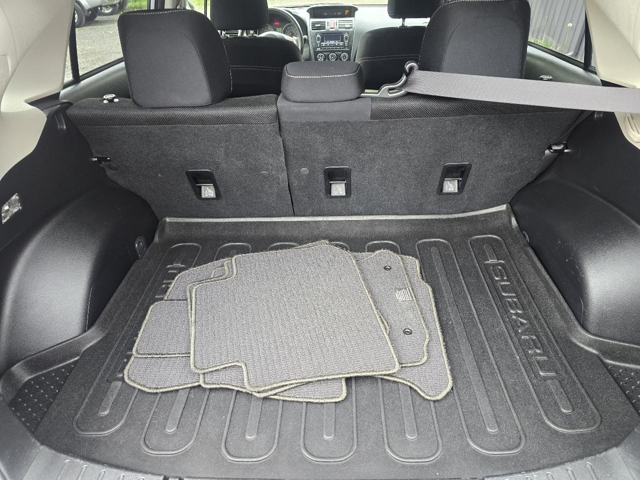 Subaru XV Crosstrek 5dr Auto 2.0i Premium 2014