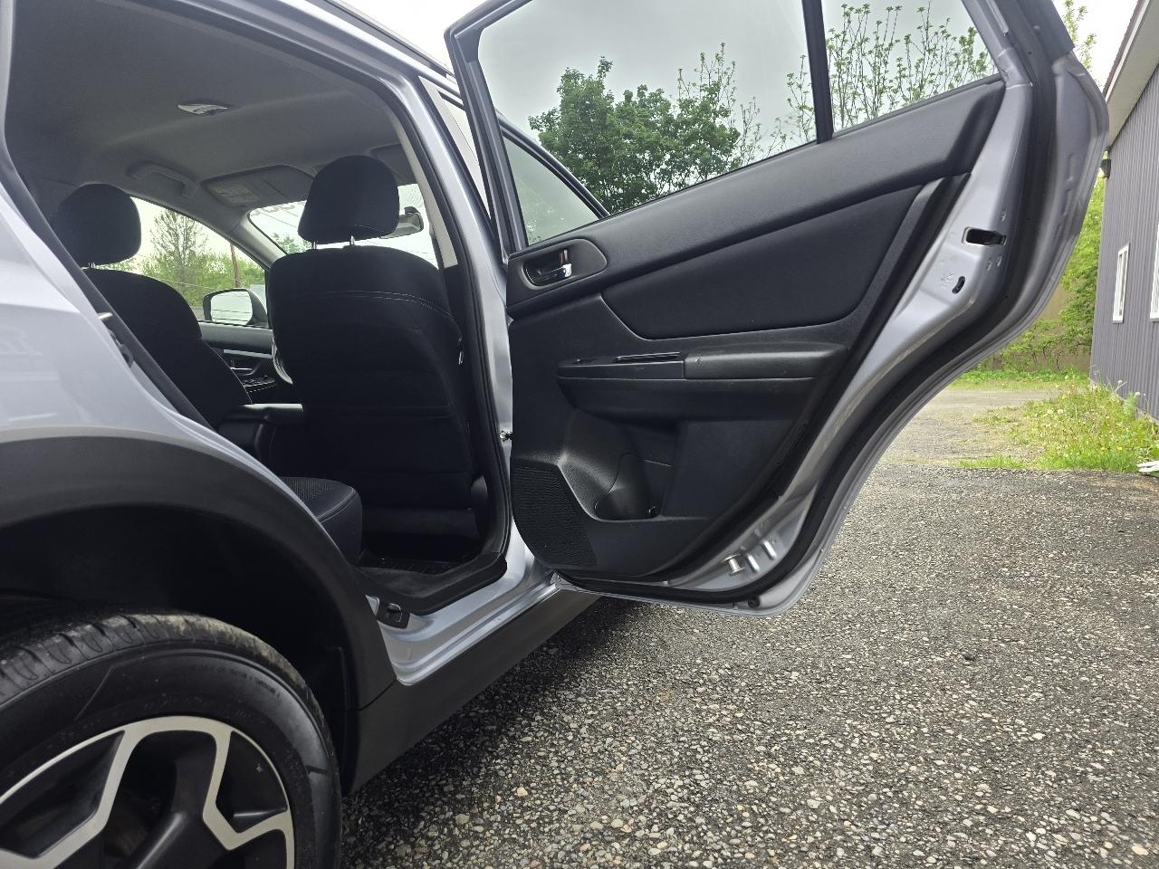 Subaru XV Crosstrek 5dr Auto 2.0i Premium 2014