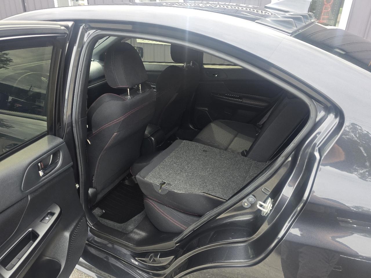 Subaru WRX 4dr Sdn CVT Premium 2016