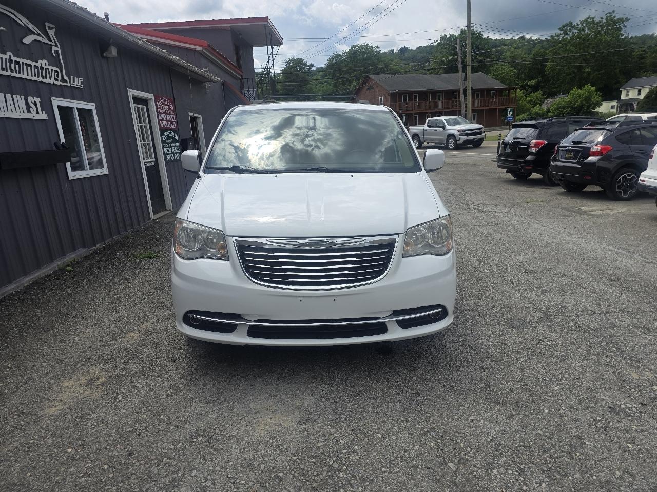 Chrysler Town & Country 4dr Wgn Touring 2014