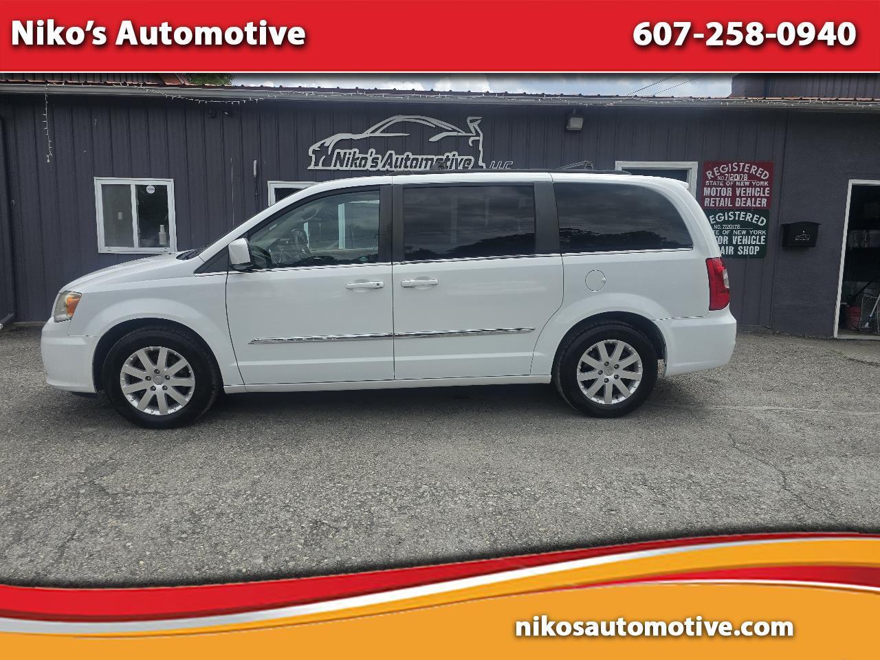 Chrysler Town & Country 4dr Wgn Touring 2014