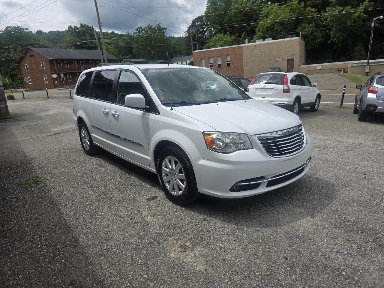 Chrysler Town & Country 4dr Wgn Touring 2014