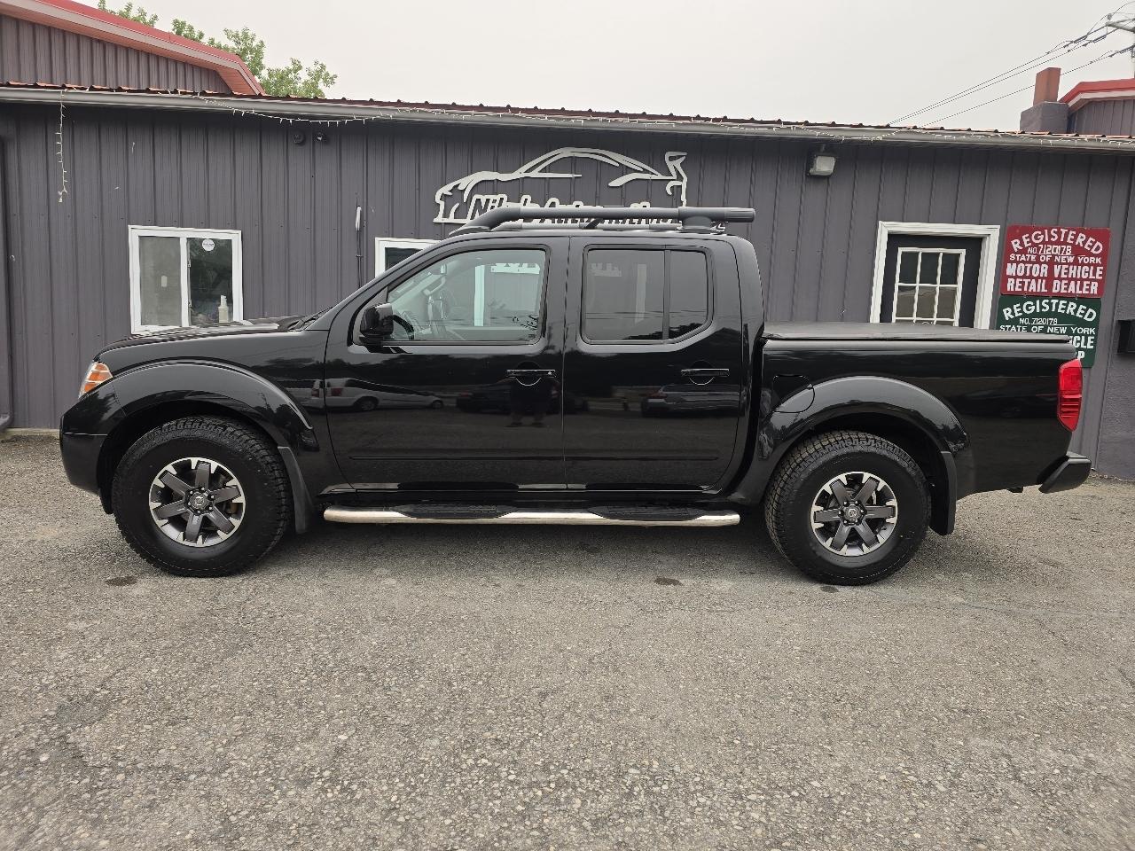 Nissan FRONTIER X  2016