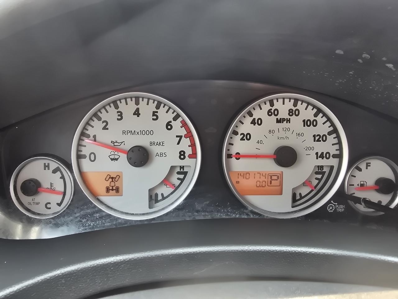 Nissan FRONTIER X  2016