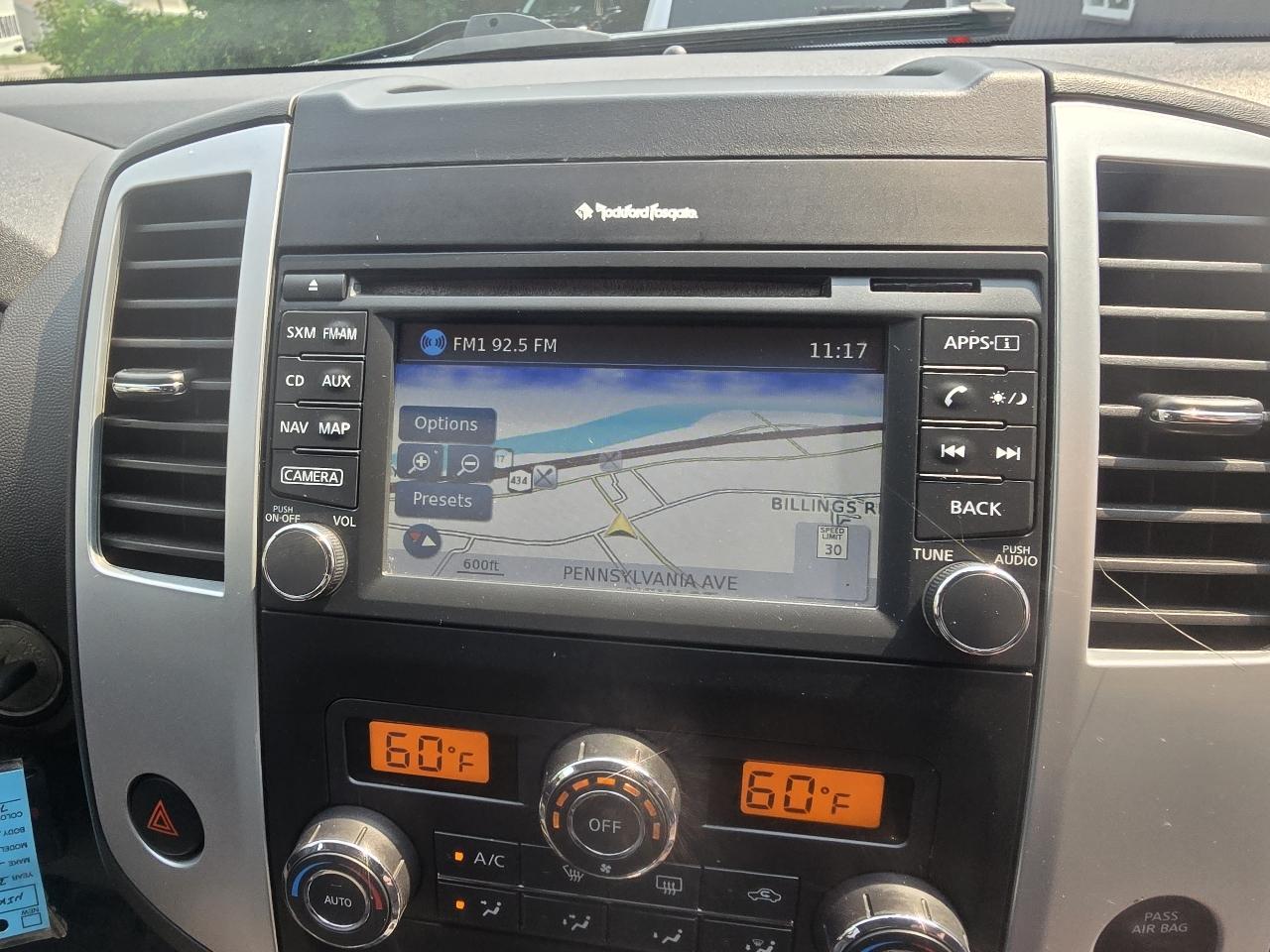 Nissan FRONTIER X  2016