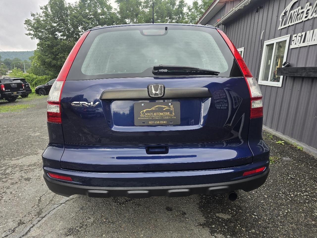 Honda CR-V 2WD 5dr LX 2010