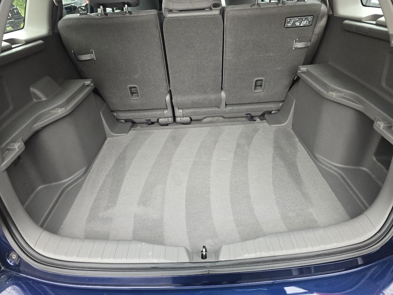 Honda CR-V 2WD 5dr LX 2010