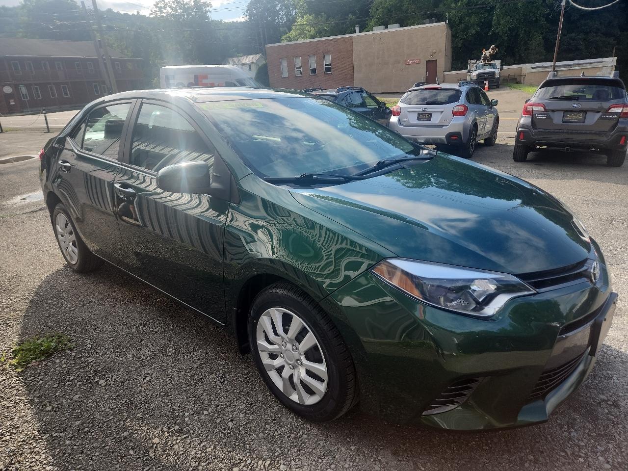 2015 Toyota Corolla LE - Photo 6
