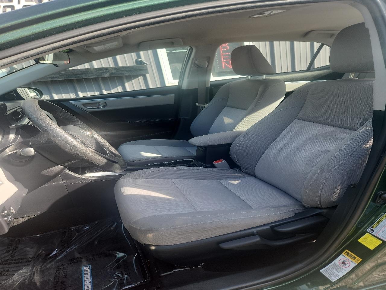 2015 Toyota Corolla LE - Photo 12