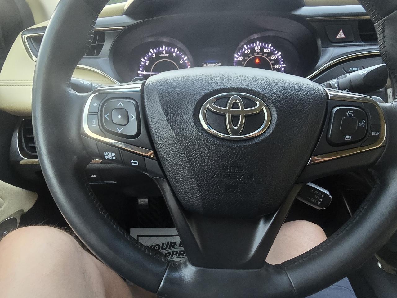 Toyota Corolla 4dr Sdn Auto LE (Natl) 2011