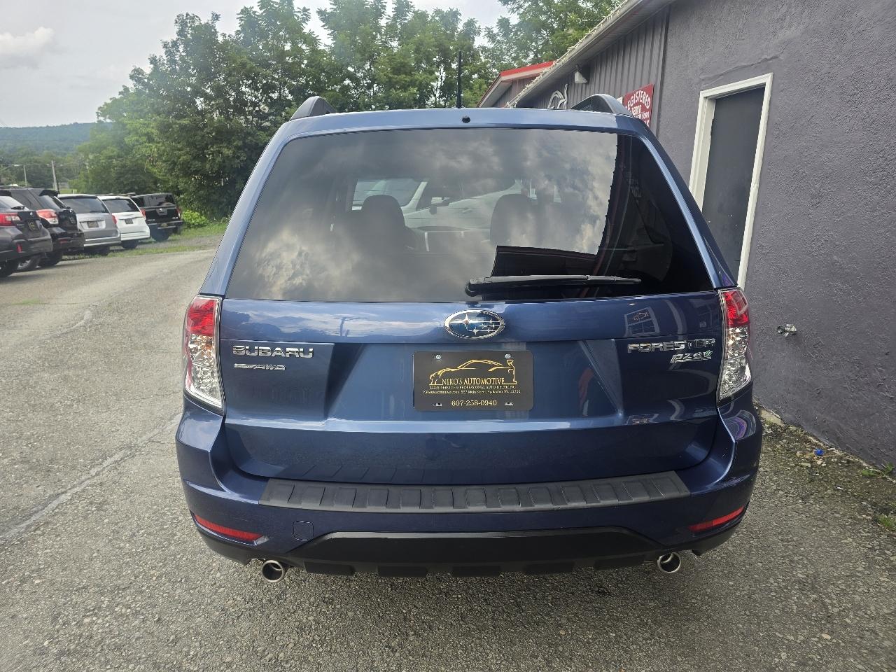 Subaru Forester 4dr Auto 2.5X Premium 2012