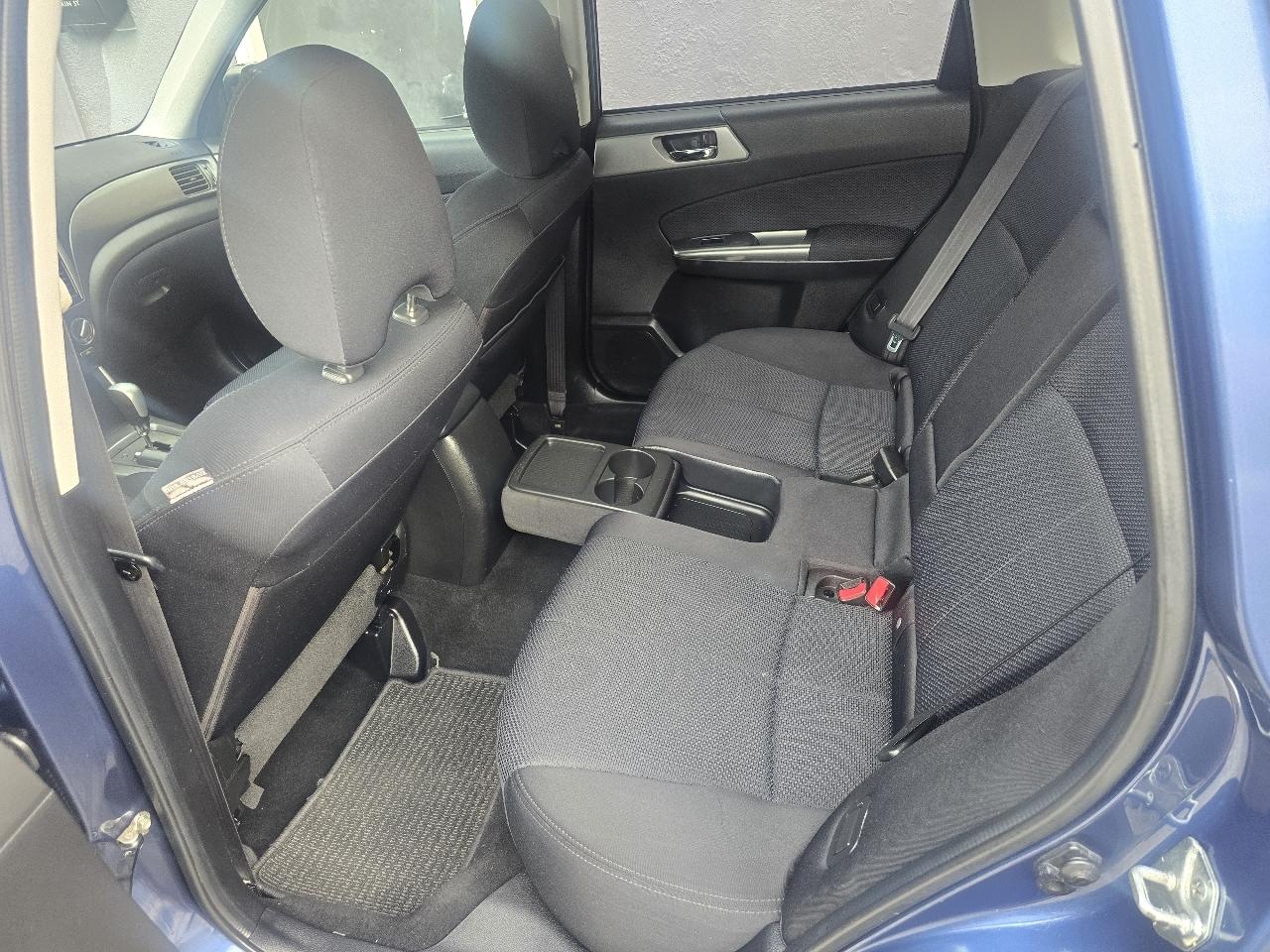 Subaru Forester 4dr Auto 2.5X Premium 2012