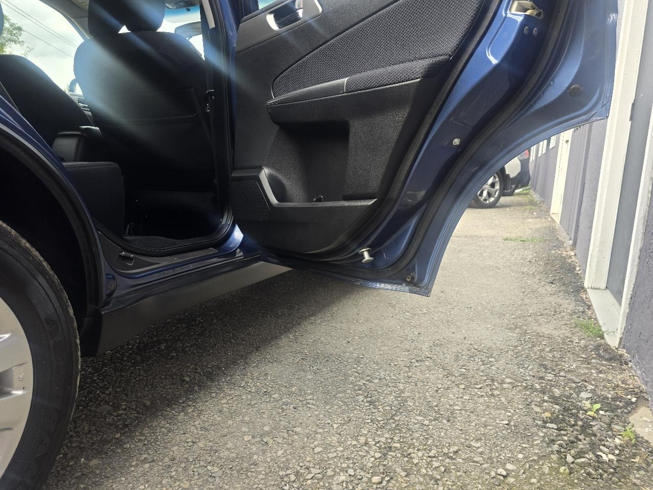 Subaru Forester 4dr Auto 2.5X Premium 2012