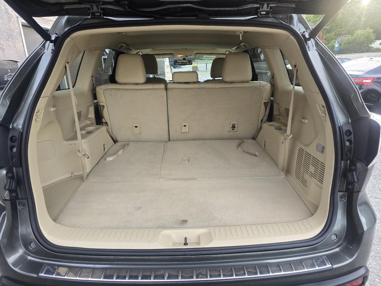 Toyota Highlander AWD 4dr V6 XLE (Natl) 2016