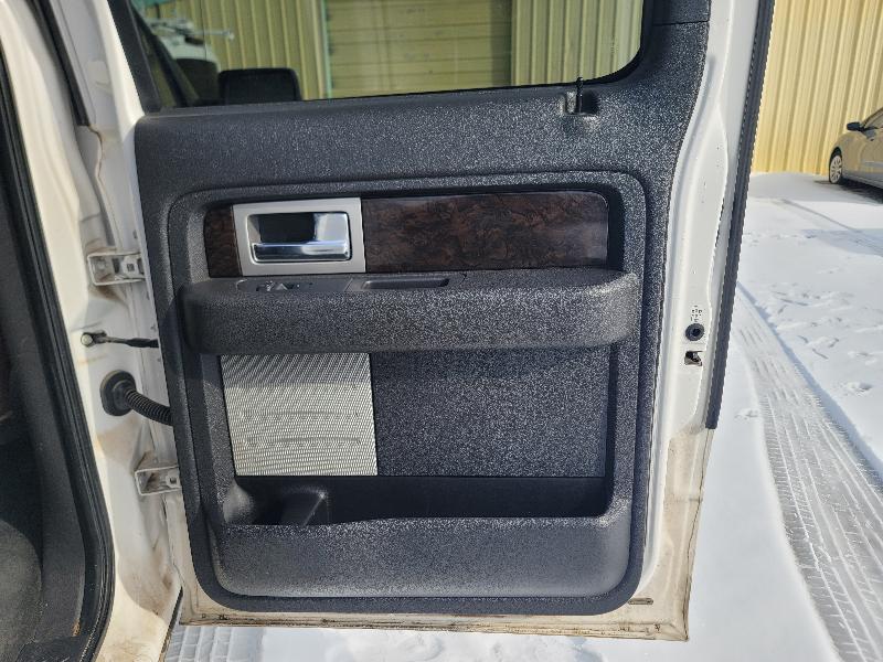 Ford F-150 Platinum SuperCrew 5.5-ft. Bed 4WD 2013