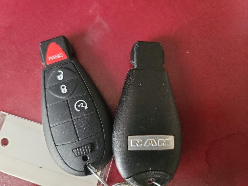 RAM 1500 Laramie Longhorn Edition Crew Cab SWB 4WD 2014