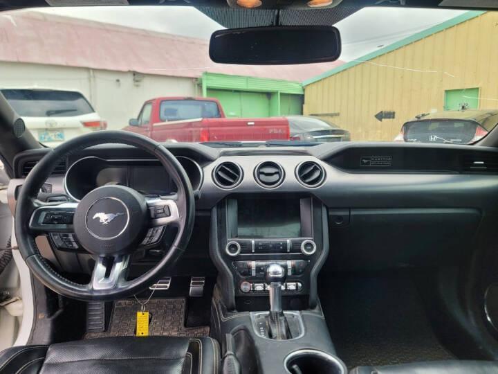 Ford Mustang EcoBoost Coupe 2020