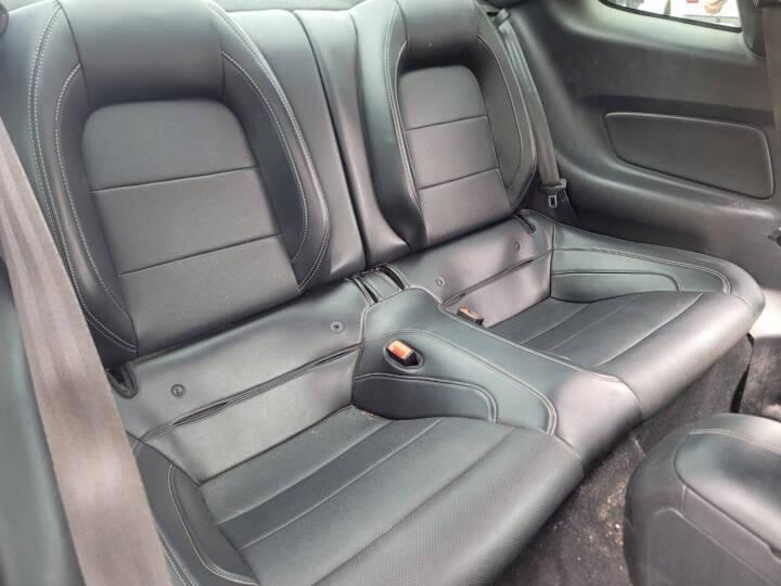 Ford Mustang EcoBoost Coupe 2020