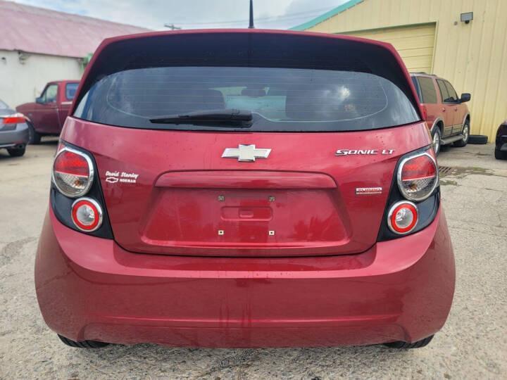 Chevrolet Sonic LT Auto 5-Door 2013
