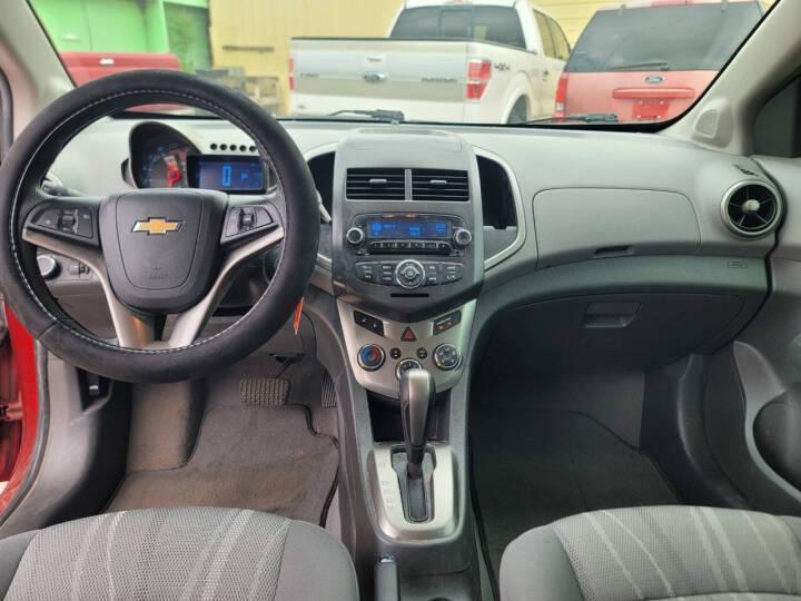 Chevrolet Sonic LT Auto 5-Door 2013