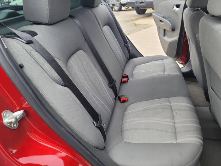 Chevrolet Sonic LT Auto 5-Door 2013