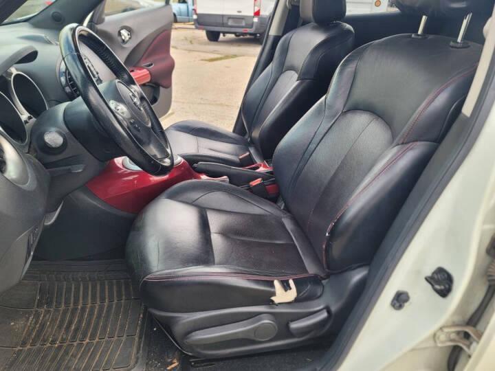 Nissan Juke S FWD 2012