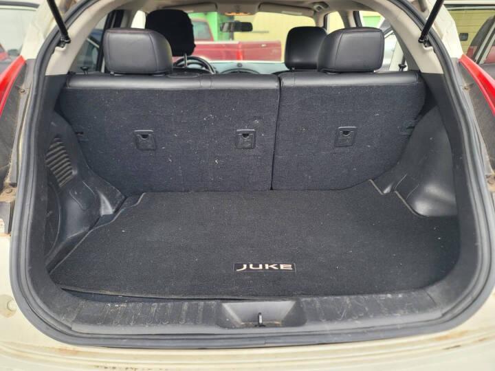 Nissan Juke S FWD 2012