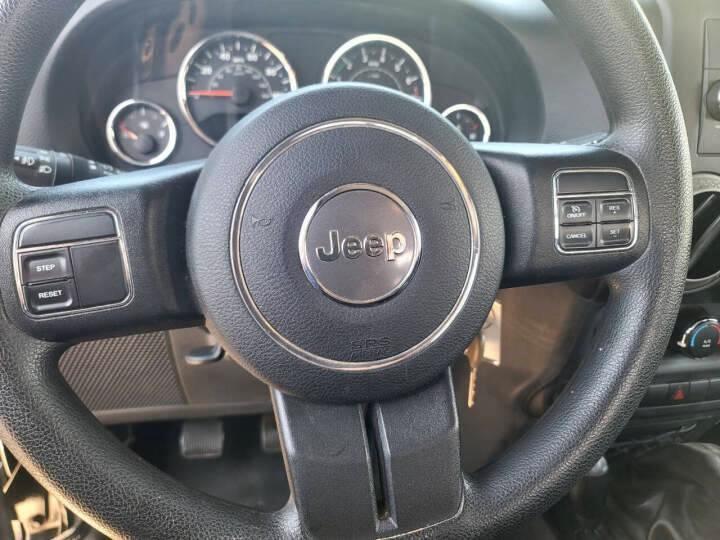 Jeep Wrangler Sport 4WD 2015