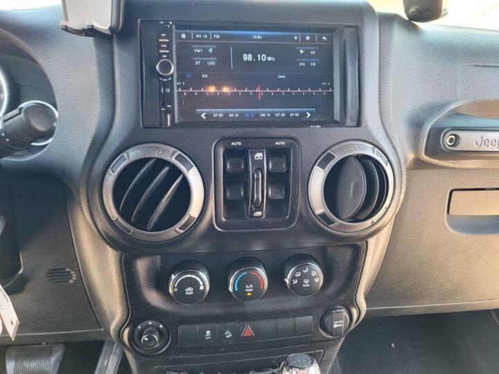 Jeep Wrangler Unlimited Sport 4WD 2015